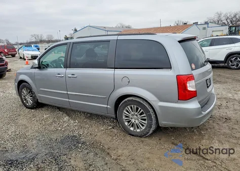 2015 Chrysler Town & Country Touring L from USA, damaged, VIN 2C4RC1CG8FR540028